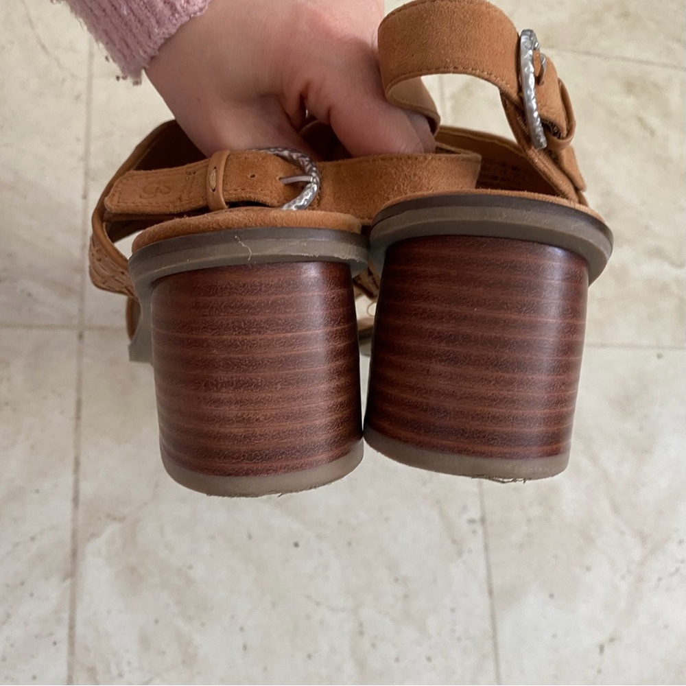 $189 Gentle Souls Manda Brown Woven Leather Square Toe Block Heels Sandals Sz 9 - Picture 12 of 15